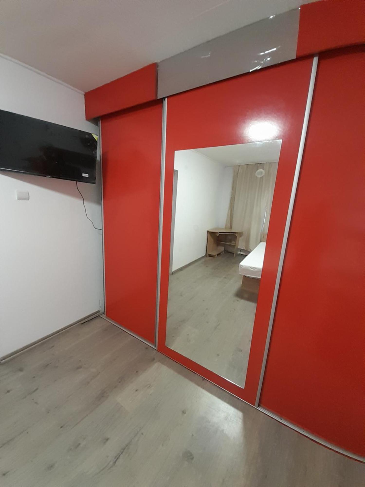 Apartmán Garsoniera Sic Zona Terapia Zona Linistita La Casa Cu Parcare Kluž Exteriér fotografie