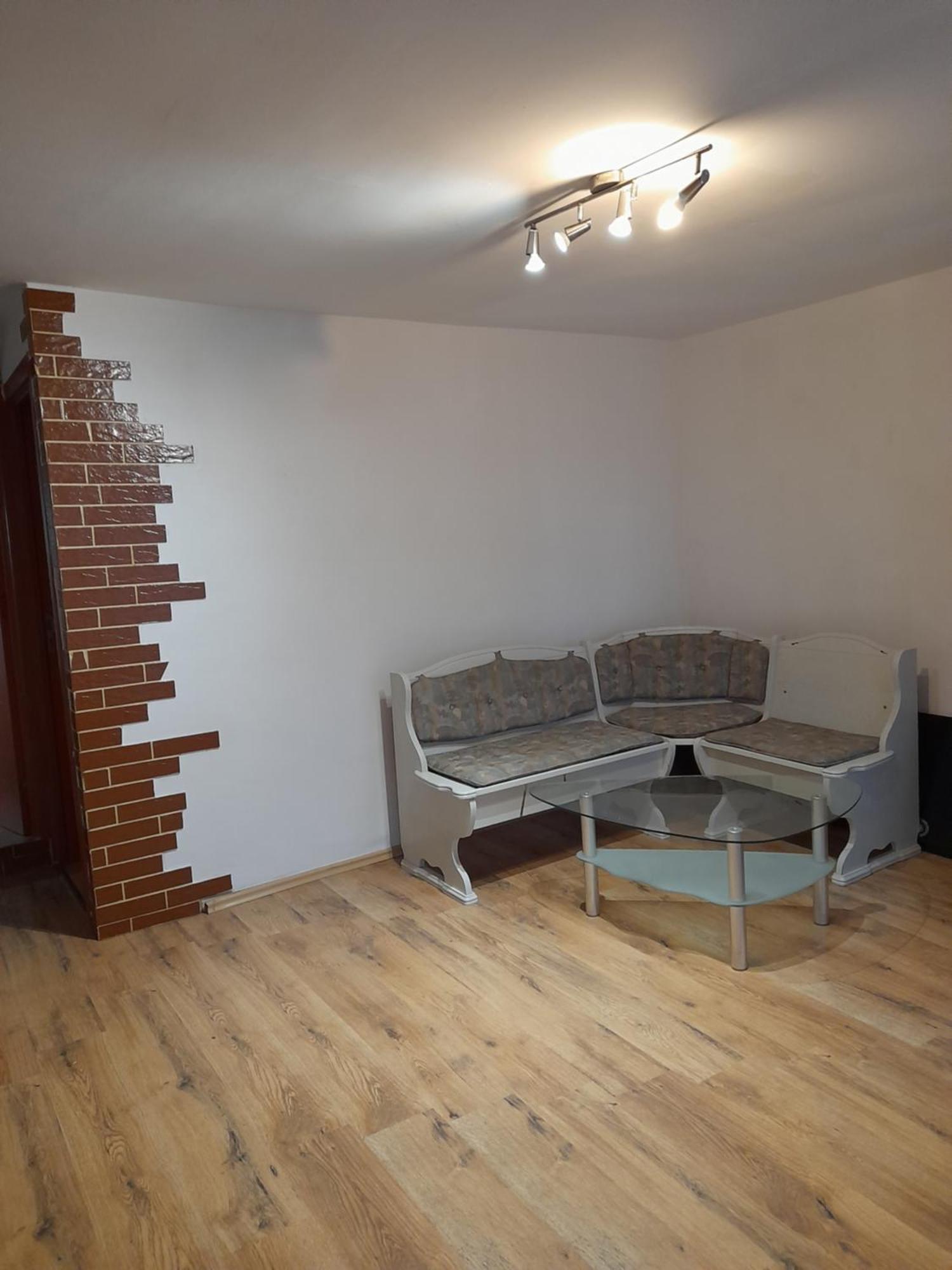 Apartmán Garsoniera Sic Zona Terapia Zona Linistita La Casa Cu Parcare Kluž Exteriér fotografie