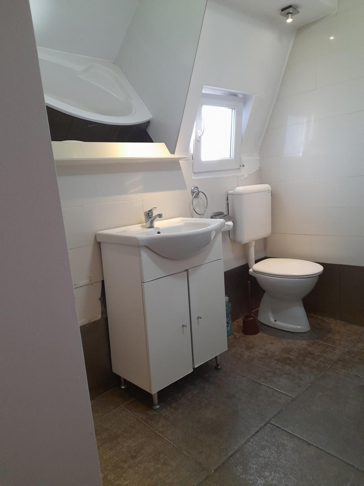 Apartmán Garsoniera Sic Zona Terapia Zona Linistita La Casa Cu Parcare Kluž Exteriér fotografie